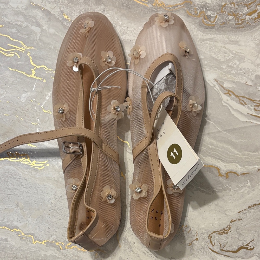 Floral Mesh Nude Flats